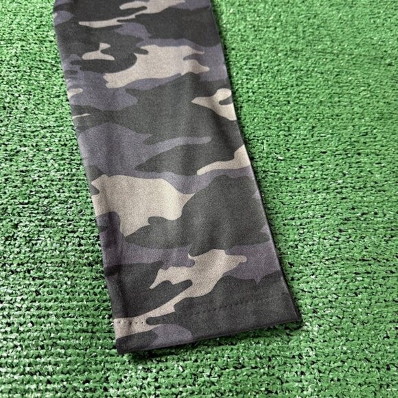 Ready To Go Super Stretch Soft Grey Camouflage Leggings Ankle Pants Size OS NEW - Picture 4 of 13